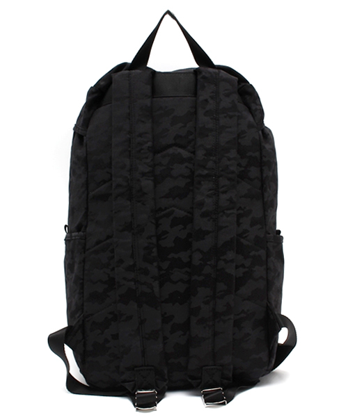 CIAOPANIC TYPY(チャオパニックティピー)の「ナイロンフラップデイパック(バックパック/リュック・メンズ・チャコールグレー/ブラック/ネイビー・FREE)」の6枚目の写真