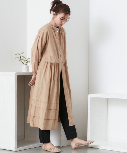 POU DOU DOU（プードゥドゥ）の「デザインタック羽織りワンピース（ワンピース・レディース・ブラック/ベージュ/オフホワイト・3）」の9枚目の写真