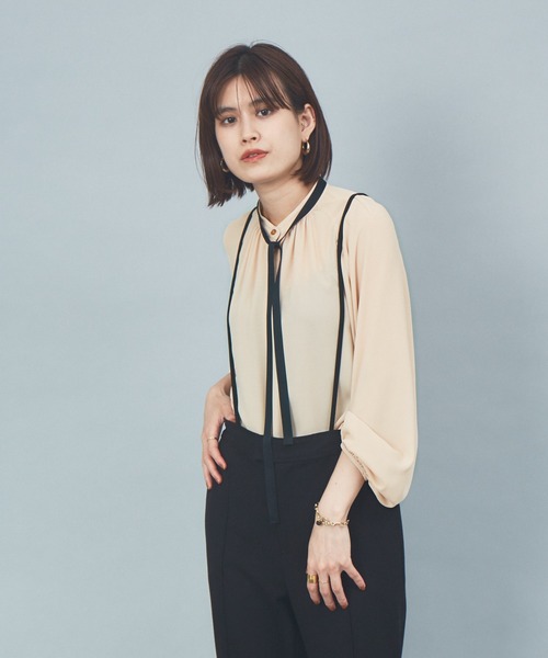 Rouge vif Anna（ルージュヴィフアンナ）の「【WEB限定】リボンタイブラウス（シャツ/ブラウス・レディース・ホワイト/スモークピンク/ベージュ・フリー）」の2枚目の写真