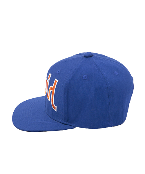 X-girl（エックスガール）の「【mini6月号掲載】MILLS LOGO CAP（キャップ・レディース・ホワイト/ブラック/レッド/ブルー/ネイビー・ONE SIZE）」の7枚目の写真