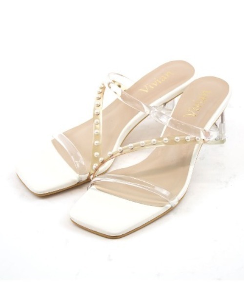 VIVIAN（ヴィヴィアン）の「スクエアトゥアシメ華奢ストラップクリアヒールサンダル（サンダル・レディース・アンティークゴールド/ブラック/ベージュ/シルバー系その他3/ホワイト×レッド・L/S/M/LL）」の2枚目の写真