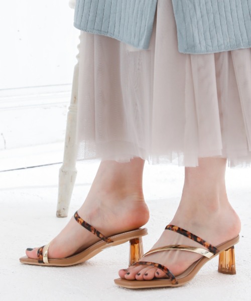 VIVIAN（ヴィヴィアン）の「スクエアトゥアシメ華奢ストラップクリアヒールサンダル（サンダル・レディース・アンティークゴールド/ブラック/ベージュ/シルバー系その他3/ホワイト×レッド・L/S/M/LL）」の15枚目の写真