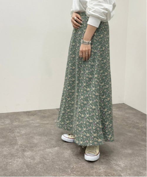 apres jour mignon（アプレジュールミニョン）の「花柄マーメイドスカート【ZOZOTOWN限定アイテム】（スカート・レディース・ダークブラウン/グリーン系その他/ブラック系その他・フリー/X-LARGE）」の3枚目の写真