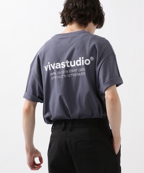 VIVASTUDIO(ビバスタジオ)の「vivastudio/LOCATION TEE 2943094(Tシャツ/カットソー・メンズ・ライトグレー/ブラック/ライトグリーン/ホワイト/ライトブルー/ブルー・MEDIUM/SMALL/X-LARGE/LARGE)」の5枚目の写真