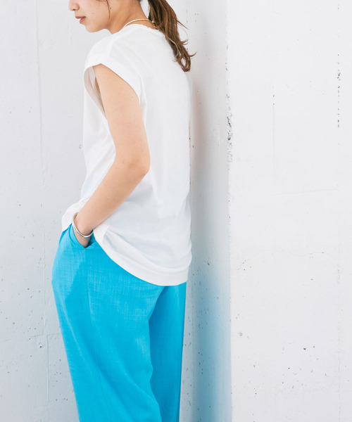 KBF（ケイビーエフ）の「『UR TECH』+抗菌 オーバーサイズコットンタンクトップ（Tシャツ/カットソー・レディース・ベージュ/ブラック/オフホワイト・ONE）」の4枚目の写真