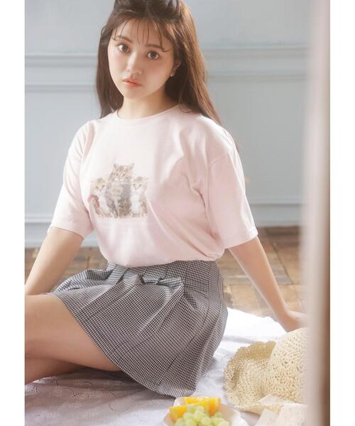 GANNI 猫プリント Tシャツ グレー GANNI(ガニー) 猫プリントTEE / Kanae / ADAM ET ROPÉ FEMME ｜J