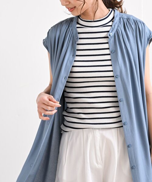 rps（アールピーエス）の「レーヨン前開きフレンチスリーブワンピース（ワンピース・レディース・オフホワイト/ブラック/ダークブラウン/ダークグリーン/ブルーグリーン/チャコールグレー/グレイッシュブルー・M/フリー）」の11枚目の写真