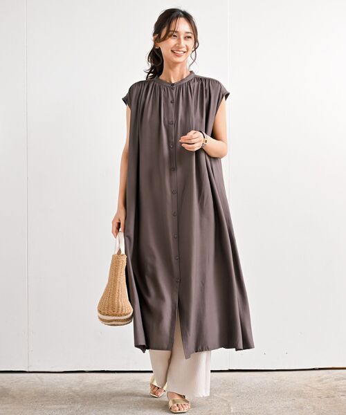 rps（アールピーエス）の「レーヨン前開きフレンチスリーブワンピース（ワンピース・レディース・オフホワイト/ブラック/ダークブラウン/ダークグリーン/ブルーグリーン/チャコールグレー/グレイッシュブルー・M/フリー）」の15枚目の写真