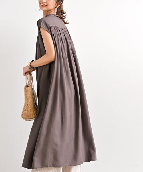 rps（アールピーエス）の「レーヨン前開きフレンチスリーブワンピース（ワンピース・レディース・オフホワイト/ブラック/ダークブラウン/ダークグリーン/ブルーグリーン/チャコールグレー/グレイッシュブルー・M/フリー）」の16枚目の写真
