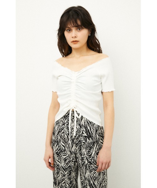 LAGUA GEM（ラグアジェム）の「SHIRRING OFF SHOULDER TOPS（T