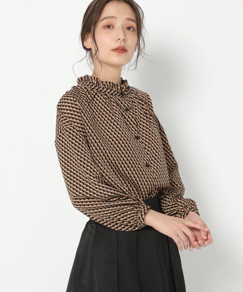 mysty woman（ミスティウーマン）の「アソート柄2WAYフェミニンブラウス 956382（シャツ/ブラウス・レディース・アイボリー/ブラック/ブラック系/ライトブラウン/オフホワイト/ホワイト/ブラウン系/ベージュ/ボルドー・FREE）」の8枚目の写真