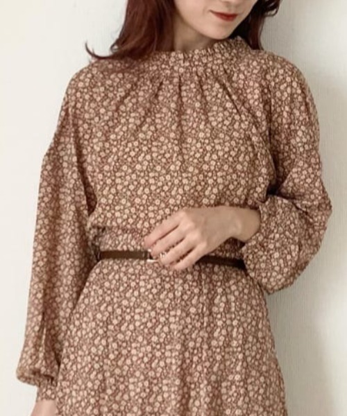 mysty woman（ミスティウーマン）の「アソート柄2WAYフェミニンブラウス 956382（シャツ/ブラウス・レディース・アイボリー/ブラック/ブラック系/ライトブラウン/オフホワイト/ホワイト/ブラウン系/ベージュ/ボルドー・FREE）」の7枚目の写真