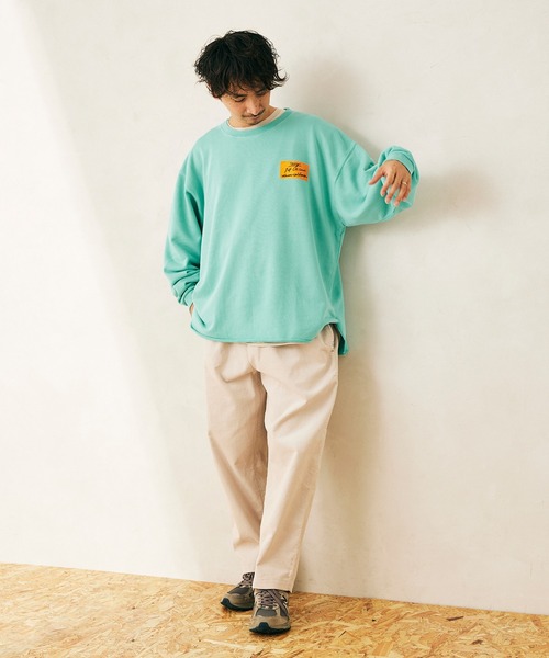 JOURNAL STANDARD relume（ジャーナルスタンダード　レリューム）の「CALIFORNIA スリット オーバーサイズスウェット（スウェット・メンズ・ブラック/ベージュ/ネイビー/イエロー/グリーン・M/L）」の15枚目の写真