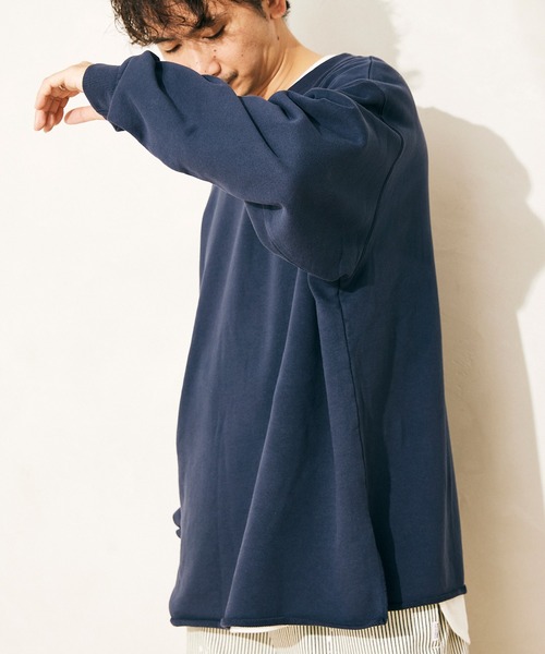 JOURNAL STANDARD relume（ジャーナルスタンダード　レリューム）の「CALIFORNIA スリット オーバーサイズスウェット（スウェット・メンズ・ブラック/ベージュ/ネイビー/イエロー/グリーン・M/L）」の17枚目の写真