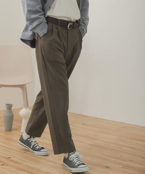 SENSE OF PLACE by URBAN RESEARCH（センスオブプレイスバイアーバンリサーチ）の「『セットアップ対応』チェックダブルタックテーパードスラックス（スラックス・メンズ・ベージュ系その他/ベージュ・LARGE/MEDIUM）」の15枚目の写真