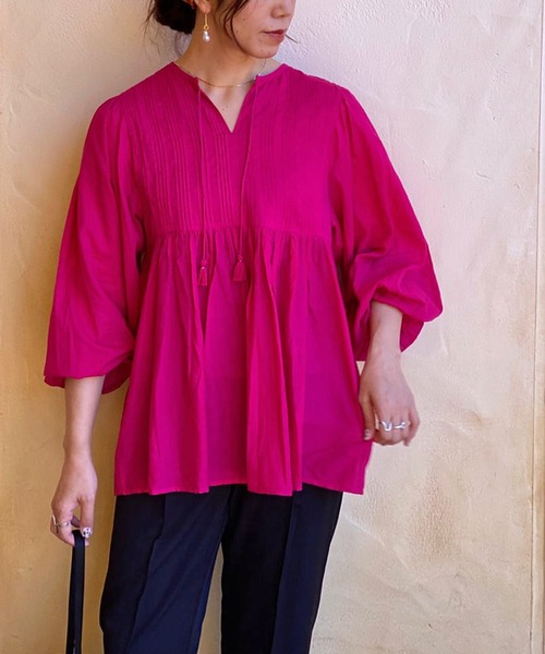 RIVE DROITE(リヴドロワ)の「【beej(ビージ)】ピンタックチュニック(シャツ/ブラウス・レディース・チャコールグレー/ピンク・FREE)」の8枚目の写真