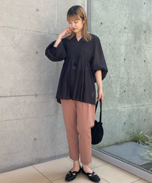 RIVE DROITE(リヴドロワ)の「【beej(ビージ)】ピンタックチュニック(シャツ/ブラウス・レディース・チャコールグレー/ピンク・FREE)」の17枚目の写真