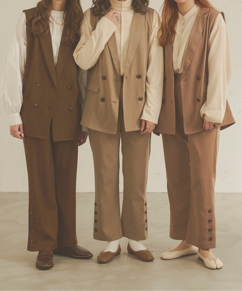 Ambre Neige(アンブルネージュ)の「サイドボタンセミフレアパンツ/【WEB/EC限定商品】(その他パンツ・レディース・ブラウン系その他/ベージュ/ライトブラウン・FREE/MEDIUM/SMALL)」の22枚目の写真