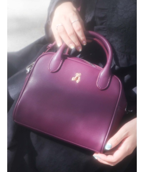 merry jenny(メリージェニー)の「bear刺繍ショルダーbag(ショルダーバッグ・レディース・ブラック/ボルドー/ベージュ・FREE)」の3枚目の写真