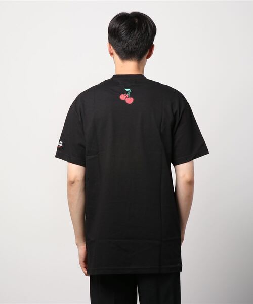 FULL-BK(フルビーケー)の「HARDCORE HAPPINESS TEE (Cherry Ver.)(Tシャツ/カットソー・メンズ・パープル/グリーン・LARGE/X-LARGE/XX-LARGE/MEDIUM)」の5枚目の写真
