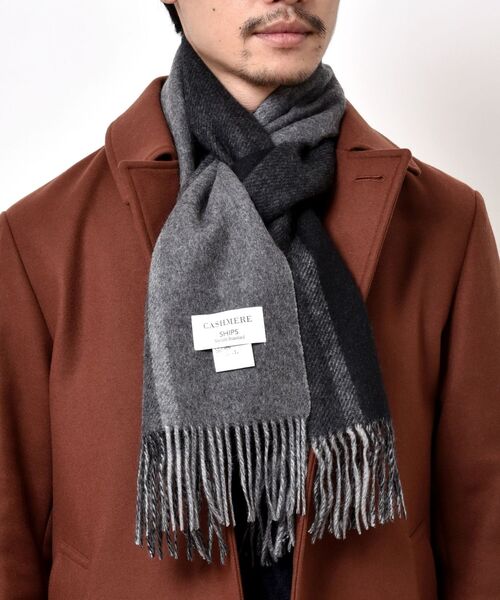 SHIPS（シップス）の「SHIPS: カシミヤ ダブルフェイス パネル マフラー（マフラー・メンズ・ブラック/ベージュ/ネイビー/ブルー/グリーン・ONE SIZE）」の6枚目の写真