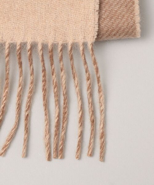 SHIPS（シップス）の「SHIPS: カシミヤ ダブルフェイス パネル マフラー（マフラー・メンズ・ブラック/ベージュ/ネイビー/ブルー/グリーン・ONE SIZE）」の14枚目の写真