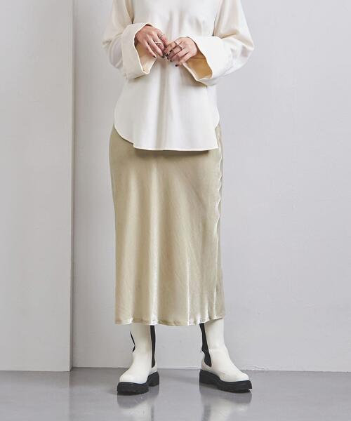 UNITED ARROWS(ユナイテッドアローズ)の「<UNITED ARROWS> ベルベット マーメイド スカート W(スカート・レディース・オフホワイト/ライトブルー・36/38)」の2枚目の写真