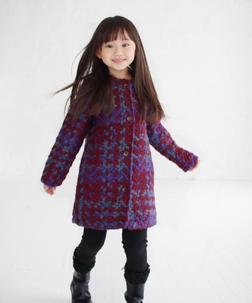 Rora(ローラ)の「ヘボン コート(2color)(ノーカラーコート・キッズ・レッド/パープル・150/130/110/100/120/140)」の2枚目の写真