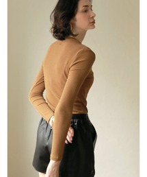ACYM（アシーム）の「Tuck eco leather short パンツ（その他