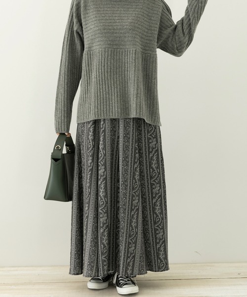 URBAN RESEARCH Sonny Label（アーバンリサーチサニーレーベル）の「ミュルーズプリントスカート（スカート・レディース・ブラック系その他/ベージュ系その他・38/36）」の3枚目の写真