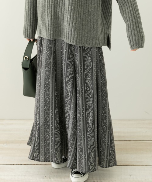 URBAN RESEARCH Sonny Label（アーバンリサーチサニーレーベル）の「ミュルーズプリントスカート（スカート・レディース・ブラック系その他/ベージュ系その他・38/36）」の5枚目の写真