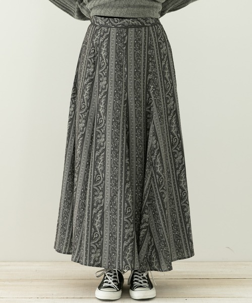 URBAN RESEARCH Sonny Label（アーバンリサーチサニーレーベル）の「ミュルーズプリントスカート（スカート・レディース・ブラック系その他/ベージュ系その他・38/36）」の22枚目の写真