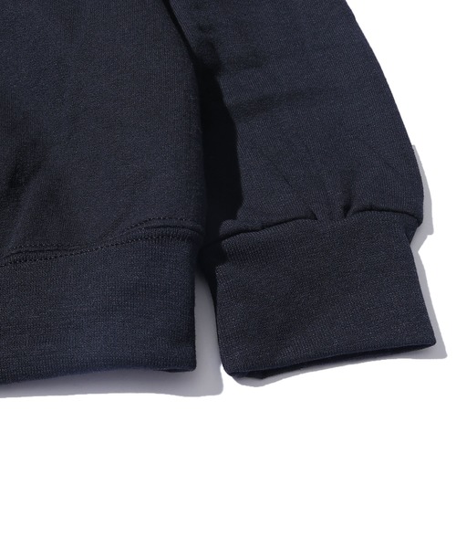 FRUIT OF THE LOOM(フルーツオブザルーム)の「FRUIT OF THE LOOM/フルーツオブザルーム SOUVENIR トレーナー A スウェット 裏起毛(スウェット・メンズ・ホワイト/ブラック/ネイビー/グレー・M/L/XL)」の8枚目の写真