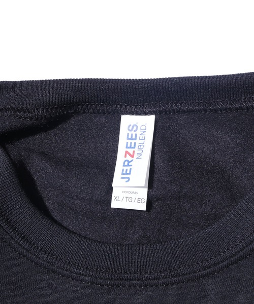 FRUIT OF THE LOOM(フルーツオブザルーム)の「FRUIT OF THE LOOM/フルーツオブザルーム SOUVENIR トレーナー A スウェット 裏起毛(スウェット・メンズ・ホワイト/ブラック/ネイビー/グレー・M/L/XL)」の6枚目の写真