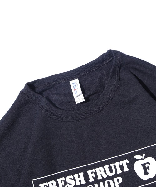 FRUIT OF THE LOOM(フルーツオブザルーム)の「FRUIT OF THE LOOM/フルーツオブザルーム SOUVENIR トレーナー A スウェット 裏起毛(スウェット・メンズ・ホワイト/ブラック/ネイビー/グレー・M/L/XL)」の5枚目の写真