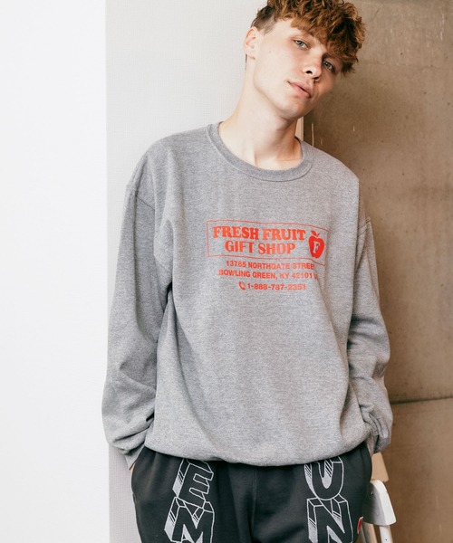 FRUIT OF THE LOOM(フルーツオブザルーム)の「FRUIT OF THE LOOM/フルーツオブザルーム SOUVENIR トレーナー A スウェット 裏起毛(スウェット・メンズ・ホワイト/ブラック/ネイビー/グレー・M/L/XL)」の22枚目の写真