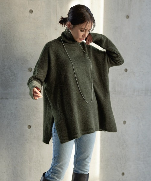 RASWアルパカ混タートルネックニット