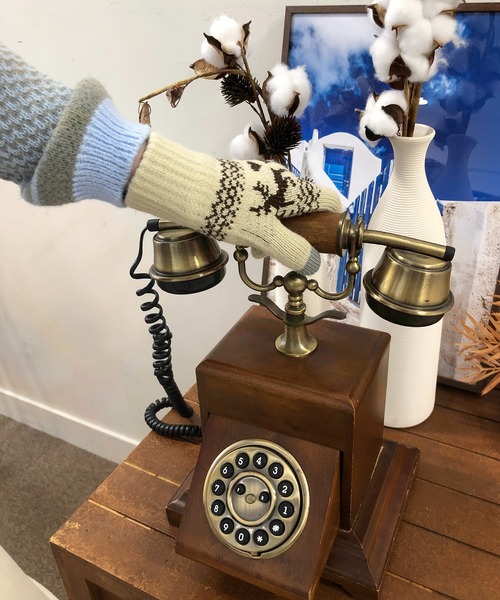 me+em select(ミームセレクト)の「アニマルニット手袋(手袋・レディース・ネイビー/ブラック/アイボリー/チャコールグレー・FREE)」の13枚目の写真