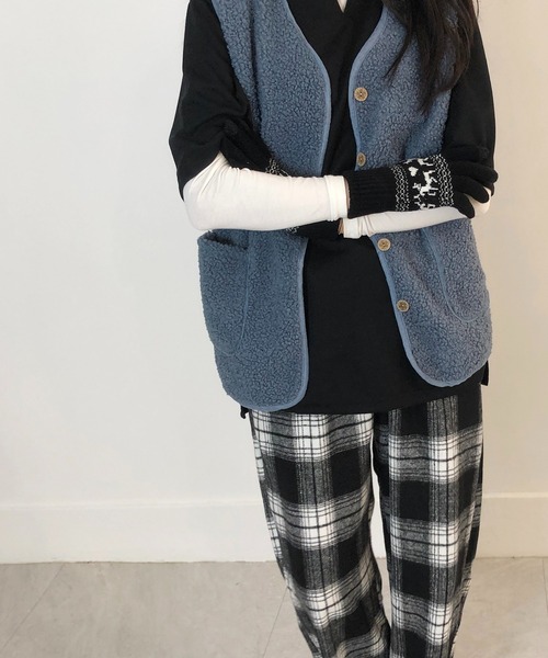 me+em select(ミームセレクト)の「アニマルニット手袋(手袋・レディース・ネイビー/ブラック/アイボリー/チャコールグレー・FREE)」の20枚目の写真