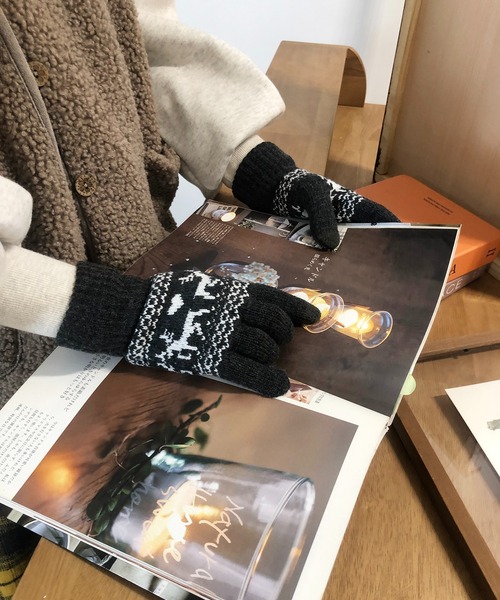 me+em select(ミームセレクト)の「アニマルニット手袋(手袋・レディース・ネイビー/ブラック/アイボリー/チャコールグレー・FREE)」の22枚目の写真