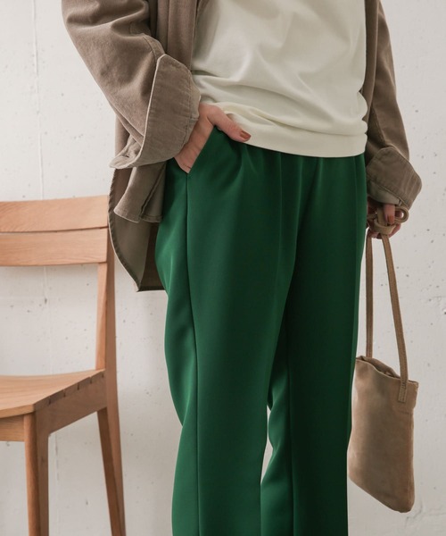 URBAN RESEARCH DOORS(アーバンリサーチドアーズ)の「ダブルクロスフレアイージーパンツ(その他パンツ・レディース・ブラック/グリーン・38/36)」の4枚目の写真