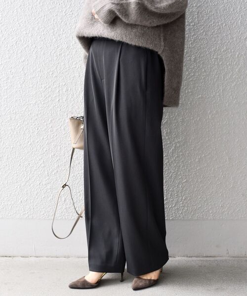 SHIPS（シップス）の「〈手洗い可能〉ソリッドセミワイドパンツ◆（その他パンツ・レディース・ブラック/ライトグリーン/ライトピンク/ベージュ系・40/38/36/34）」の18枚目の写真