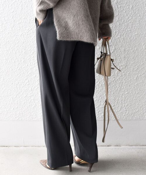 SHIPS（シップス）の「〈手洗い可能〉ソリッドセミワイドパンツ◆（その他パンツ・レディース・ブラック/ライトグリーン/ライトピンク/ベージュ系・40/38/36/34）」の20枚目の写真