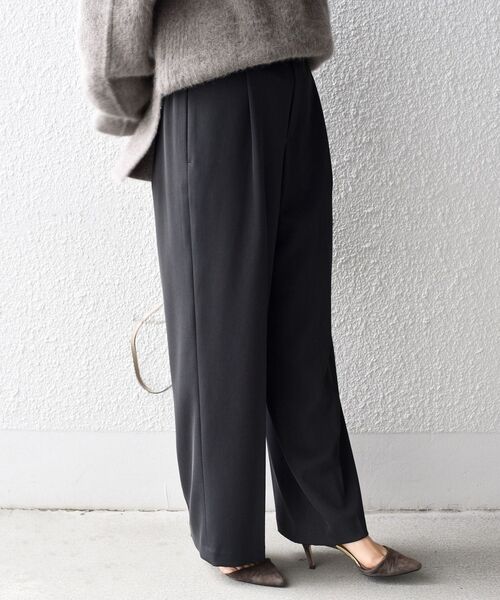 SHIPS（シップス）の「〈手洗い可能〉ソリッドセミワイドパンツ◆（その他パンツ・レディース・ブラック/ライトグリーン/ライトピンク/ベージュ系・40/38/36/34）」の21枚目の写真