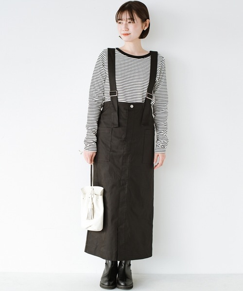 haco!（ハコ）の「欲しいのはワンパク感じゃなく大人っぽさ！着映えと着まわし力はそのまま　女性らしさをぐっとプラス！ストレートシルエットのサロペットスカート by who made me（サロペット/オーバーオール・レディース・ブラック・SMALL/X-LARGE/MEDIUM/LARGE）」の6枚目の写真