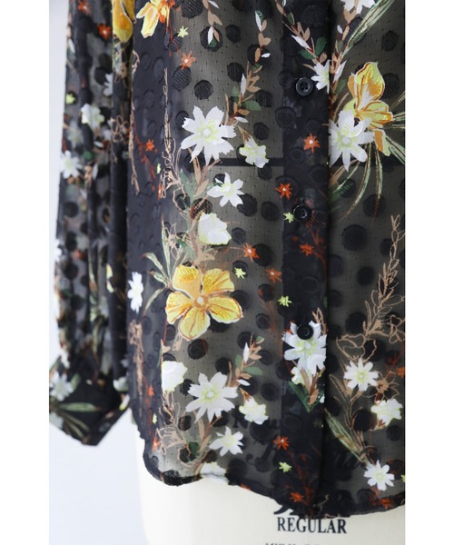 cawaii(カワイイ)の「(黒)ドットとお花の柄合わせシアーブラウストップス(シャツ/ブラウス・レディース・ブラック・FREE)」の6枚目の写真