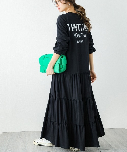 バックロゴティアードロングワンピース