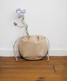 R/b nestle to BEAURE | Rb カウレザー 2tone Round Drawstring Shoulder(ショルダーバッグ)