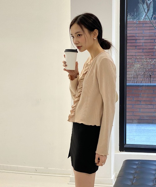 by muni:r（バイ ムニール）の「Hラインスリットミニスカート（スカート・レディース・ブラック/クリーム/グレイッシュベージュ・SMALL/MEDIUM）」の11枚目の写真
