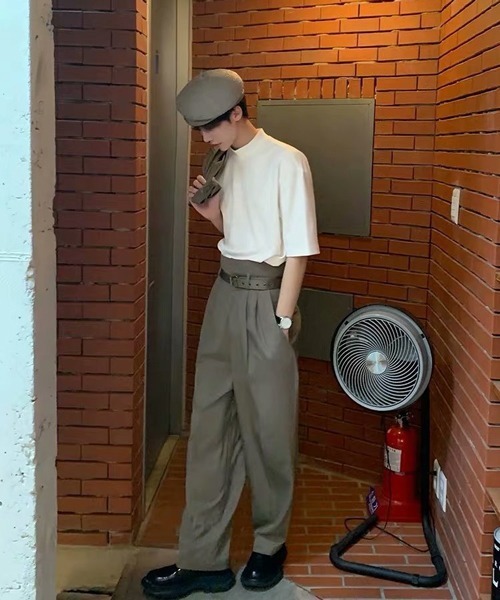 NOWLE(ノウル)の「【NOWLE】ハーフ ハイネック 半袖 Tシャツ(Tシャツ/カットソー・メンズ・ホワイト/ブラック・MEDIUM/LARGE/X-LARGE/XX-LARGE)」の4枚目の写真